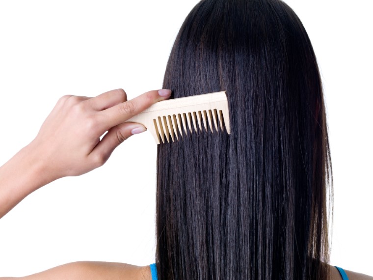 How to tell the difference between hair loss vs hair shedding?